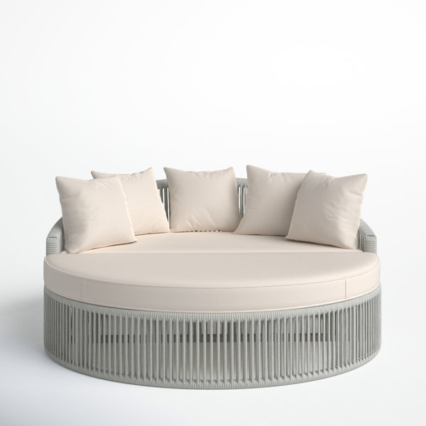 Metal outdoor store daybed